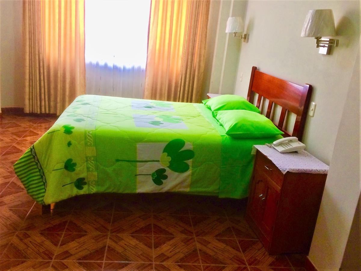 Hostal Residencial Lino Huaraz  Zewnętrze zdjęcie
