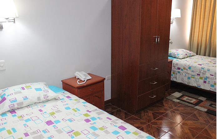Hostal Residencial Lino Huaraz  Zewnętrze zdjęcie
